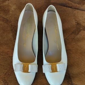 Salvatore Ferragamo White Leather Vara Bow Flats with Gold Accent